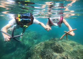 【买一送一】万宁石梅湾加井岛小团一价全包/专业海钓（玻璃海不限时浮潜+帆船出海+休闲大平台+照片视频+玻璃船）