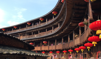 福建土楼永定景区+云水谣古镇+福建土楼王景区+怀远楼+和贵楼一日游【8人团+双景区讲解+登楼+接送-泉州出发】