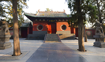 郑州少林寺景区+三皇寨+塔林一日游【武术表演+纯玩无购物+三环内免费接送+金牌导游讲解服务】