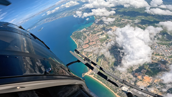 海南陵水清水湾高空跳伞体验【直升机高空观光/专业教练一带一体验】