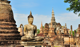 曼谷大皇宫+丹嫩沙多水上集市+美功铁道市场+大城本地玩乐+暹罗古城一日游【曼谷一日游 经典玩乐线路】