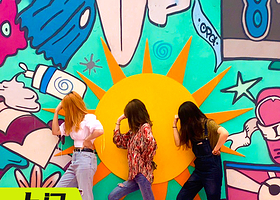 图们国门景区+中国朝鲜族民俗园+百年部落一日游【6人小团◆上门接送◆纯玩无购物】