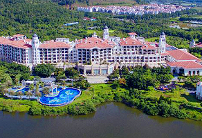 【酒店套餐】高明碧桂园凤凰酒店2天1晚+2大1小自助早餐+盈香心动乐园门票2张（可选晚餐套餐）