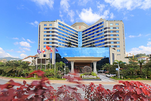 【酒店套餐】广州壹泉湾温泉酒店（原亨来斯登温泉）双人自助早餐+可选购茶点午市/山泉鲩晚餐+无限次温泉+观影