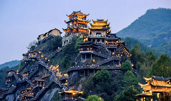 望仙谷+三清山风景区+婺源篁岭+景德镇雕塑瓷厂+景德镇中国陶瓷博物馆四日游【8人小团+送篁岭上下索道+纯玩】