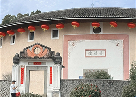 泉州福建土楼(永定)景区+云水谣古镇+南靖土楼一日游【云水谣，田螺坑，初溪土楼，永定土楼（可任选两个）】