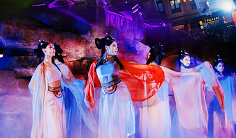 漫葡·演艺小镇1晚★裙楼精品房★含门票+温泉+住宿+早餐/漫葡小镇套票