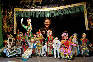 潮州铁枝木偶艺术传承中心【参观铁枝木偶博物馆+体验木偶戏表演】