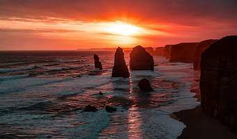 大洋路步道+十二门徒岩一日游【心向奇观|市区接送|经典反线|奔驰小团|全新升级|小红帽灯塔】