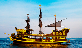 芭堤雅格兰岛一日游【懒人落日巡游／复古海盗船／国际DJ驻场／派对狂欢／海上美拍馆／精致下午茶／丰富水上活动】