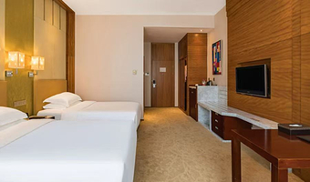 【酒店套餐】2大1小不限次江户温泉水空间+淘气堡畅玩+乒乓球+早餐+南宫泉都酒店