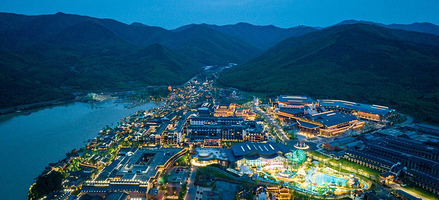 【位于景区内】宜兴窑湖大酒店1-2晚+双人窑湖小镇无限次门票&云上的小火车体验+双人早餐+景区内免费接驳车乘坐