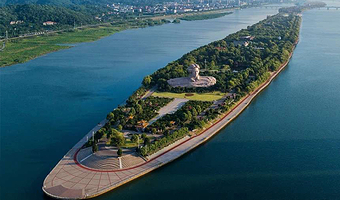 湖南博物院+岳麓书院+爱晚亭+橘子洲+湘江游轮一日游【可选16人小团 小团送茶颜耳麦 可选游轮线 无购物店】