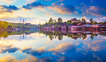 【酒店套餐】深圳观澜山水田园酒店+自助早餐+日式主题汤泉（2次）+岭南客家风情水乡+水月花仙+西游奇幻夜灯会