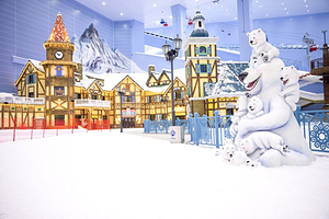 【景点步行可达】广州施柏阁2天1晚住宿+双早+双人梦回岭南/不限时滑雪/娱雪融创乐园/自助晚餐 任选畅玩