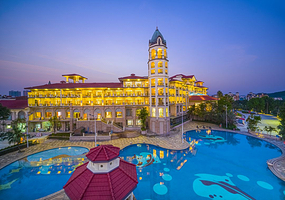 【酒店套餐】鹤山东古玥湖酒店2天1晚+2大2小自助早餐+豪华自助晚餐+灯光秀+健身房