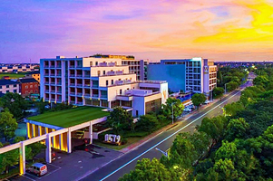 【酒店对面就是太湖】五钻★曼栖·苏州太湖温泉度假酒店1晚+双早+双人温泉/无边泳池+近南浔古镇