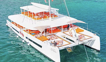 一日游【泰国芭提雅出海一日游游艇双体帆船无人三岛双岛浮潜海钓日落巡航跳岛竹岛猴岛芭堤雅酒店接送】