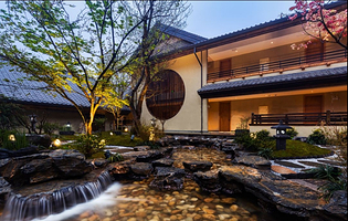 【东山问梅村】榻榻米/豪华房带庭院/调梅苑家庭房/五穷舍房/怡怡堂亲子房(可选）+2人问梅村门票+2早