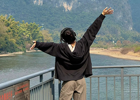 【拼小团】遇龙河竹筏漂流+阳朔十里画廊+漓江游船/竹筏+兴坪古镇 纯玩一日游