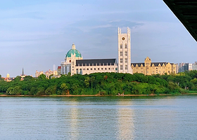 【私家团包游】下坝坊+松山湖外观华为欧洲小镇+东莞可园+鸦片战争博物馆+威远炮台1天游<佛山接送+东莞5线>