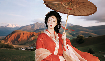 茶卡盐湖+青海湖圣泉湾(断崖)+卓尔山+日月山+大冬树山垭口二日游【3人团丨上门接送丨纯玩无购丨直达景区】