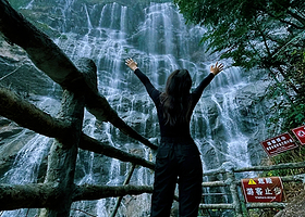 【私家团】千泷沟大瀑布避暑+从化溪头村+生态小镇溯溪一天游<避暑、玩水、吸氧/深圳接送+从化6线>情侣/家庭