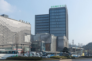 【酒店套餐】沁住酒店（机场店）住宿1晚含早+重庆环球游乐城双人票