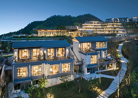 【近梅树底风景区】衢州国颐芳草地度假酒店1晚含双早+呱呱乐园券1张+50元餐饮抵金券1张