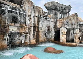 云浮新兴翔顺金水台温泉酒店水上乐园+无限次温泉+自助早餐可订晚餐广州周边游