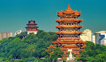 武汉黄鹤楼+东湖听涛景区+巴公房子+古德寺+湖北省博物馆+江汉路步行街+黎黄陂路三日游【16人精致小团】