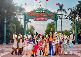 这就是香港丨香港寻味中环.纯玩2日游丨迪士尼乐园+市区观光【赠流量卡+转换插头，住香港靠谱酒店丨东莞出发】