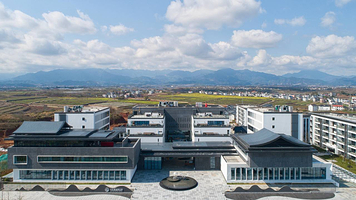 【中环康养城内】衢州中环雷迪森庄园含双早+田园乐骑行一份+可选衢州海洋世界门票套餐