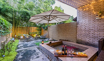 【庭院私汤温泉】郑州江南春温泉度假酒店1晚+郑州江南春温泉（可选双人或2大1小套餐）+手工4选1+湿地乐园