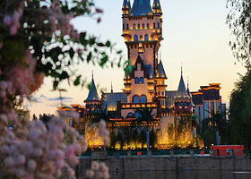 【住宿+门票】帕罗智选酒店（大同南站机场方特店）住1晚+2人大同方特欢乐世界门票+酒店免费停车