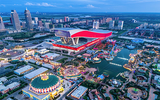 【酒店套餐】哈尔滨松北融创皇冠假日酒店2天1晚+双人哈尔滨热雪奇迹3小时/4小时滑雪门票+双人自助早餐