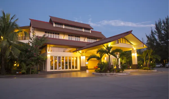 浪漫海岸度假酒店+双人自助早餐+浪漫海岸大门票+免费茂名高铁站至酒店往返接驳车