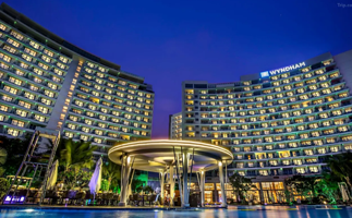 【酒店套餐】三亚湾丽禾温德姆酒店高级海景房2晚+双早+旅拍+机场/免税店穿梭巴士