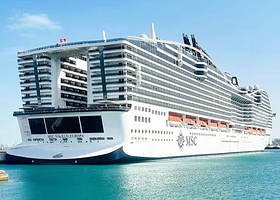 爱达地中海号邮轮 春节大卖免签新船 普吉岛香港泰国 冲绳 新加坡