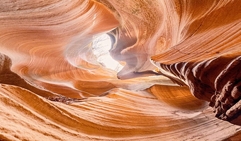 延安甘泉大峡谷一日游【西安出发-（甘泉雨岔大峡谷）含两大景讲解-·含午餐/纯玩-0购物精品团】