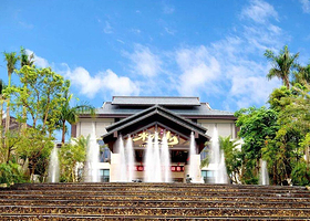 【酒店套餐】汕尾水底山温泉庄园+双人早餐+畅玩无限温泉+超长无边际泳池+漂流河+造浪池+网红鸟巢