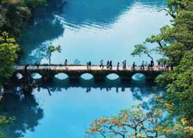 贵州【荔波小七孔景区】单门票+观光车或私家团讲解·含景区意外险