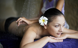 含往返飞机票(含税)+5晚住宿