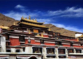 日喀则扎什伦布寺火车往返纯玩一日游【接送+午餐+景区内讲解】