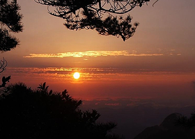 黄山风景区二日游【可选16人团•宿山顶观日出•打卡迎客松•西海大峡谷•导游陪同上山•纯玩品质•跟着课本游黄山】