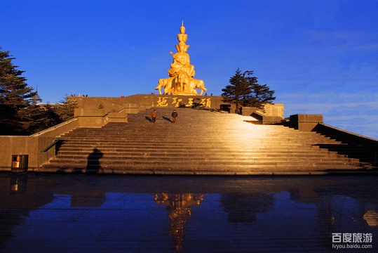 多日期出发,重庆至峨眉山全景、乐山3日跟团游