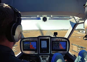 江苏镇江固定翼飞行体验【专业教练一带一/可体验驾驶】