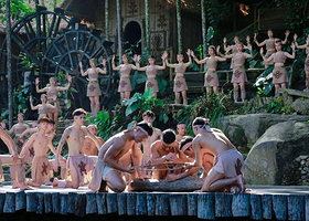 海南槟榔谷黎苗文化旅游区一日游【门票+大巴车接送+导游讲解】