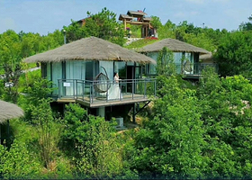 【酒店套餐】花海里酒店太空舱（高低铺4人间）1晚+4早+4张四季花海门票+4张花乐汤温泉门票可选