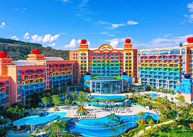 【双11大促】亲子度假抚仙湖海豚湾酒店1晚+奇幻营地/抚仙湖国际马戏大剧院/海豚之家/萌宠乐园多套餐可选+双早